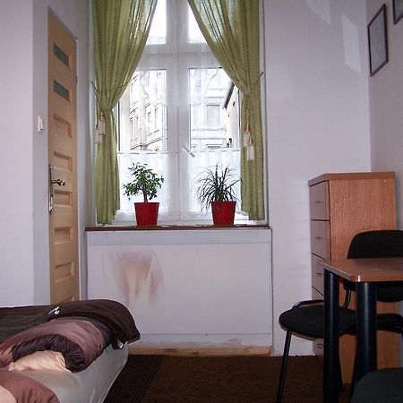 Film Hostel Poznan Bagian luar foto