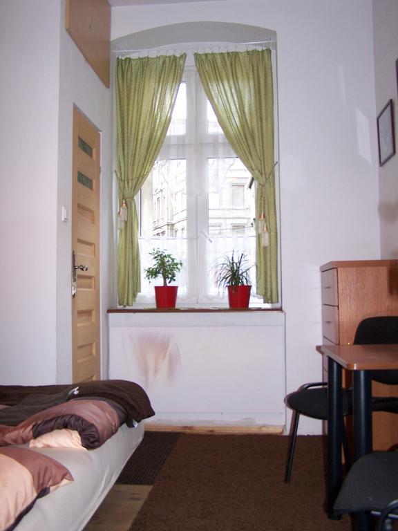 Film Hostel Poznan Ruang foto