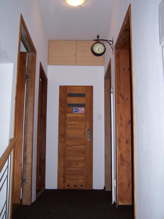 Film Hostel Poznan Bagian luar foto