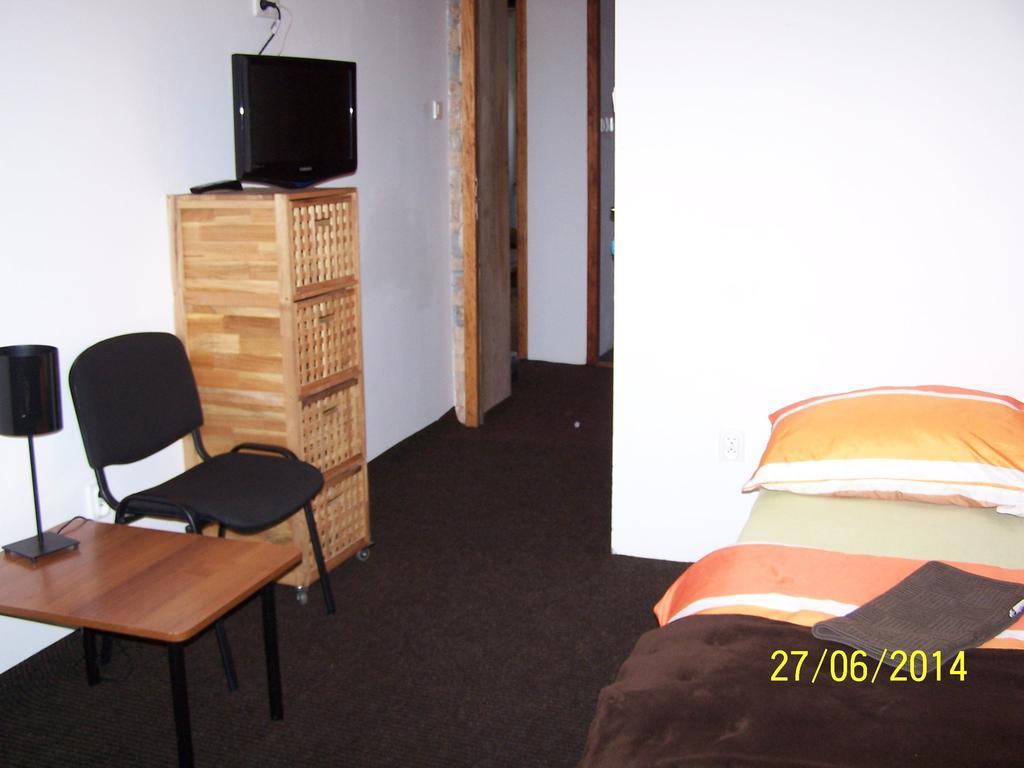 Film Hostel Poznan Bagian luar foto