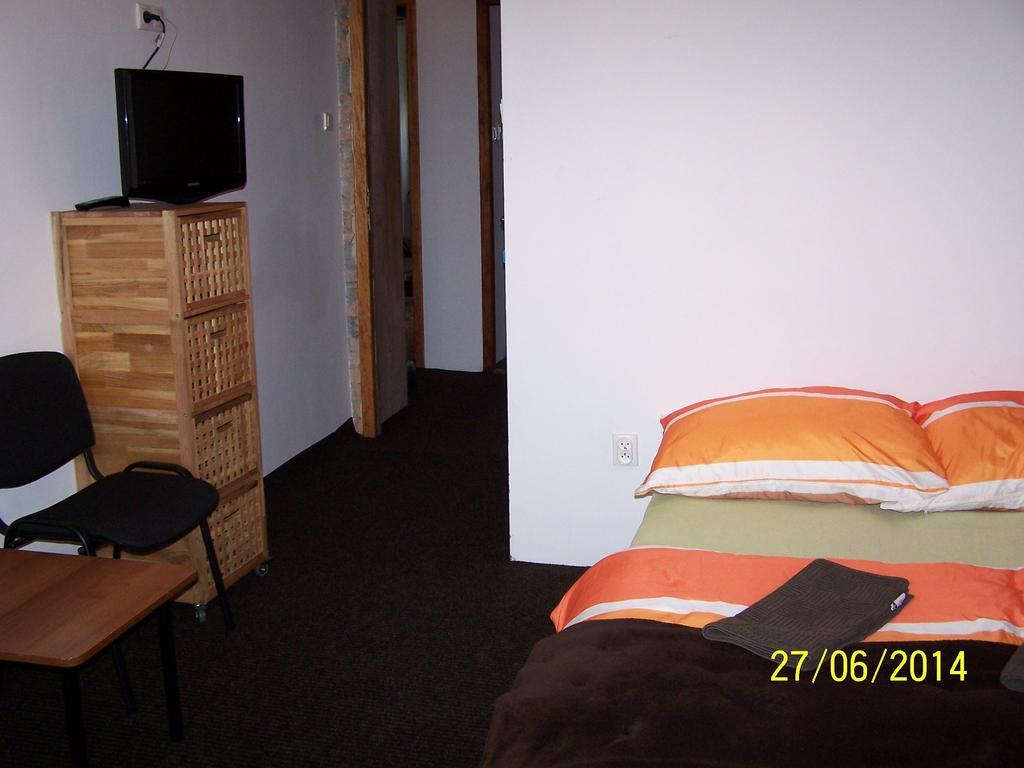 Film Hostel Poznan Bagian luar foto