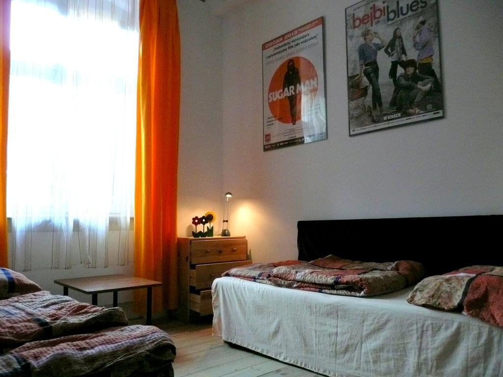 Film Hostel Poznan Bagian luar foto