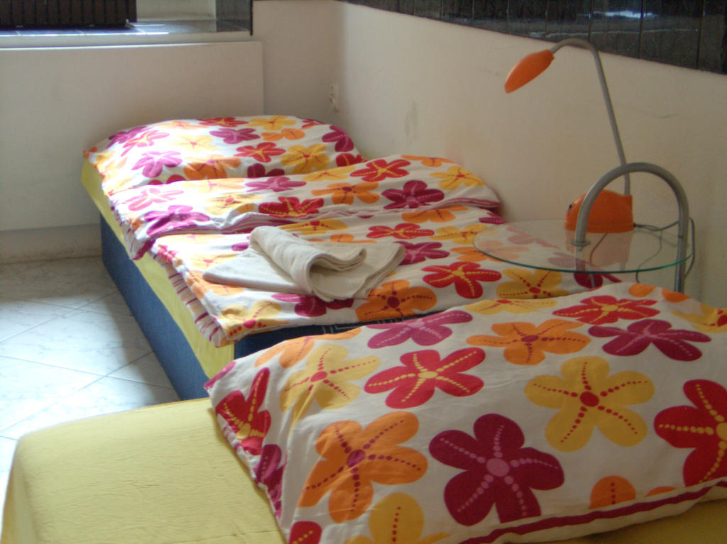 Film Hostel Poznan Bagian luar foto