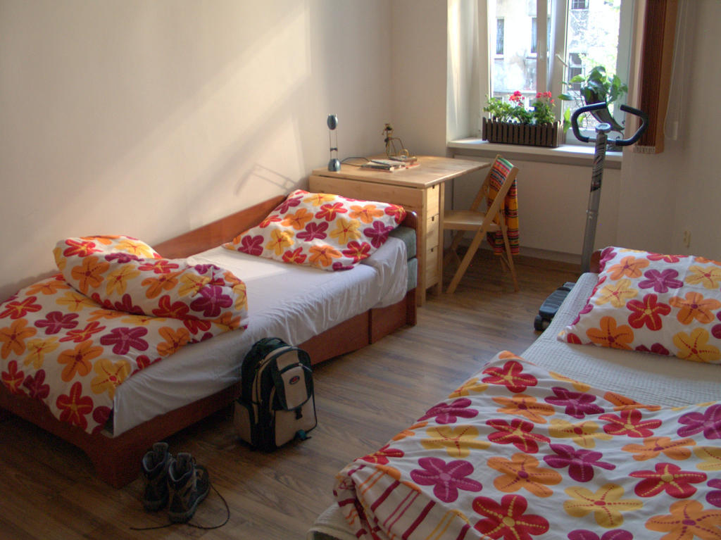 Film Hostel Poznan Ruang foto